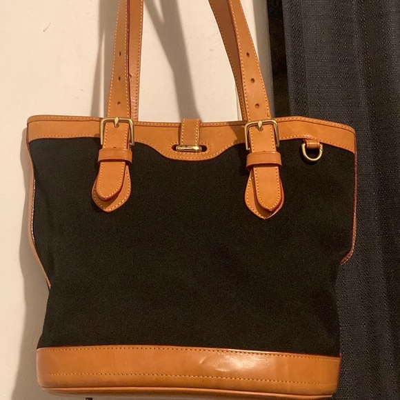 Dooney & Bourke tote - Picture 4 of 10